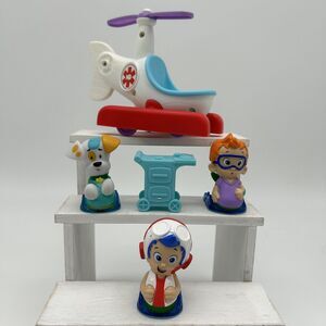 Bubble guppies Helicopter Check Up Gil Nonnie Puppy Figures & Helicopter